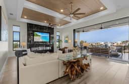 Wander Fort Myers Oasis