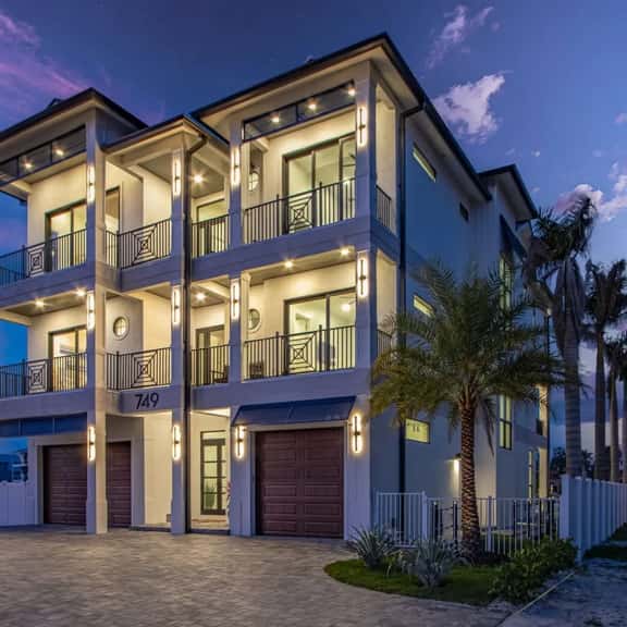 Wander Fort Myers Oasis - Image 1