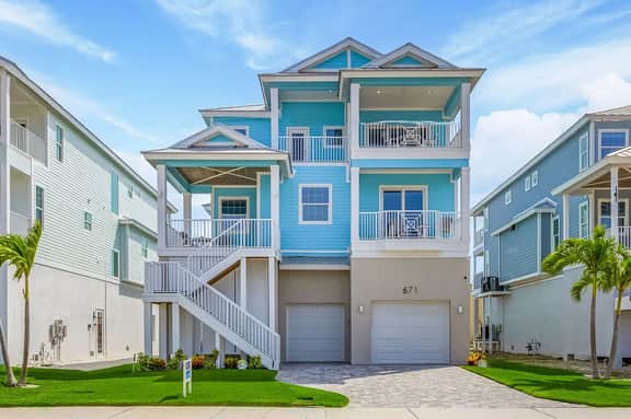 Wander Fort Myers Pearl